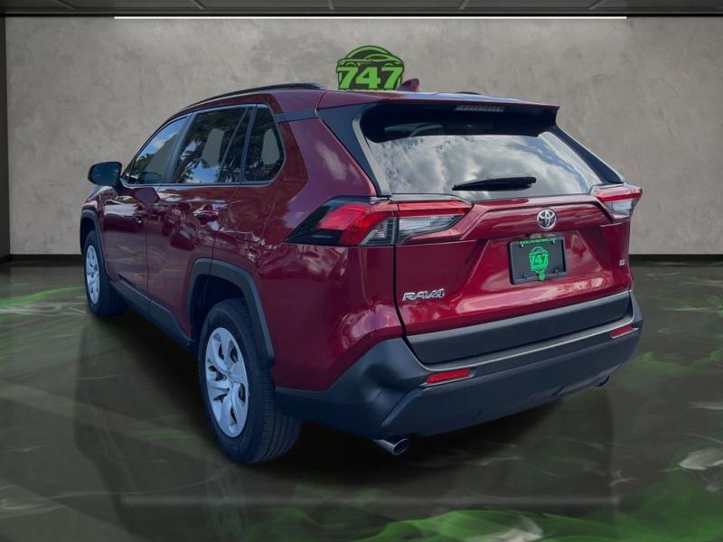 Toyota Rav4 Le - Thumbnail 4