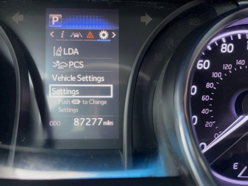 Toyota Camry Se - Thumbnail 19