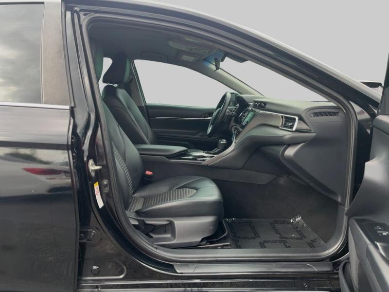 Toyota Camry Se - Thumbnail 14