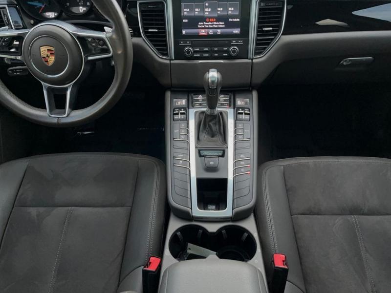 Porsche Macan - Thumbnail 17