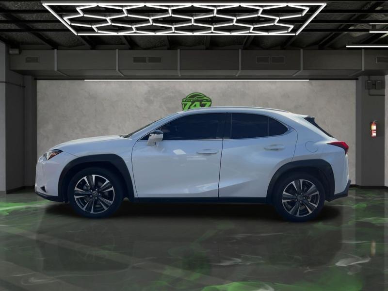 Lexus Ux - Thumbnail 3