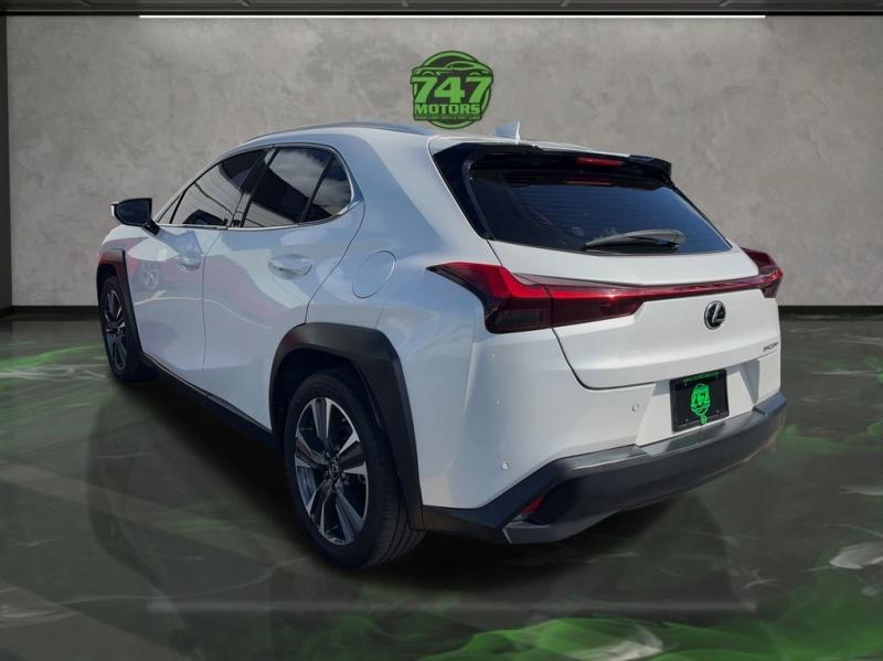 Lexus Ux - Thumbnail 4
