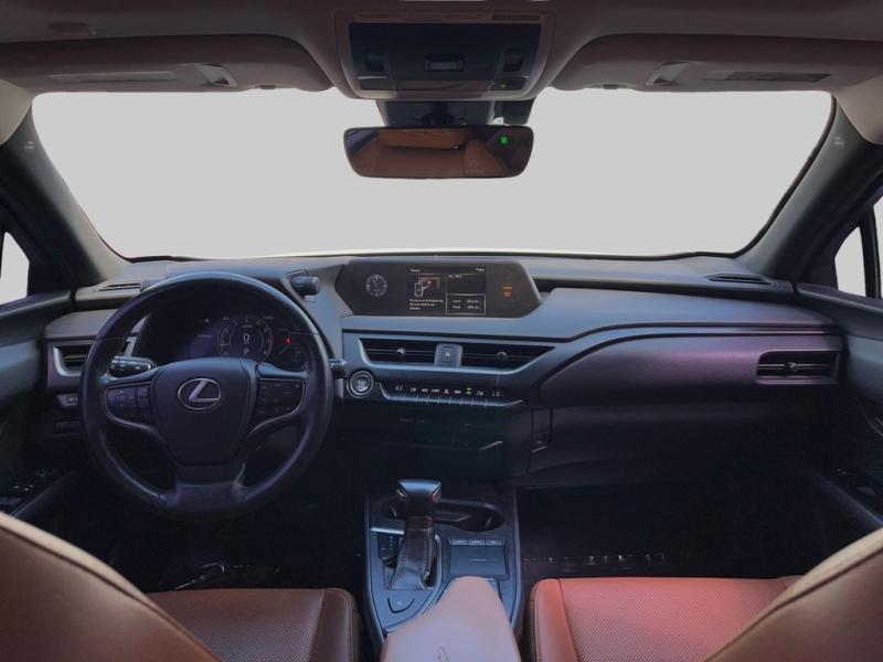 Lexus Ux - Thumbnail 14