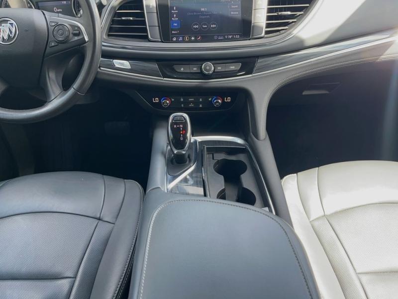 Buick Enclave Essence - Thumbnail 17