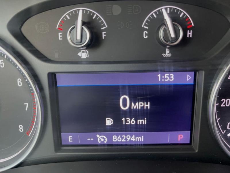 Buick Enclave Essence - Thumbnail 19