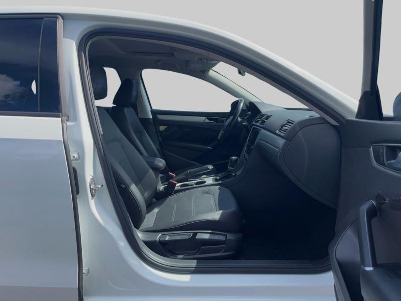 Volkswagen Passat 2.0T Wolfsburg - Thumbnail 13