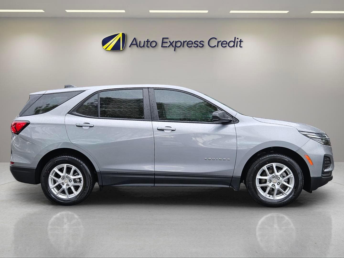 Chevrolet Equinox Fwd Ls - Thumbnail 4