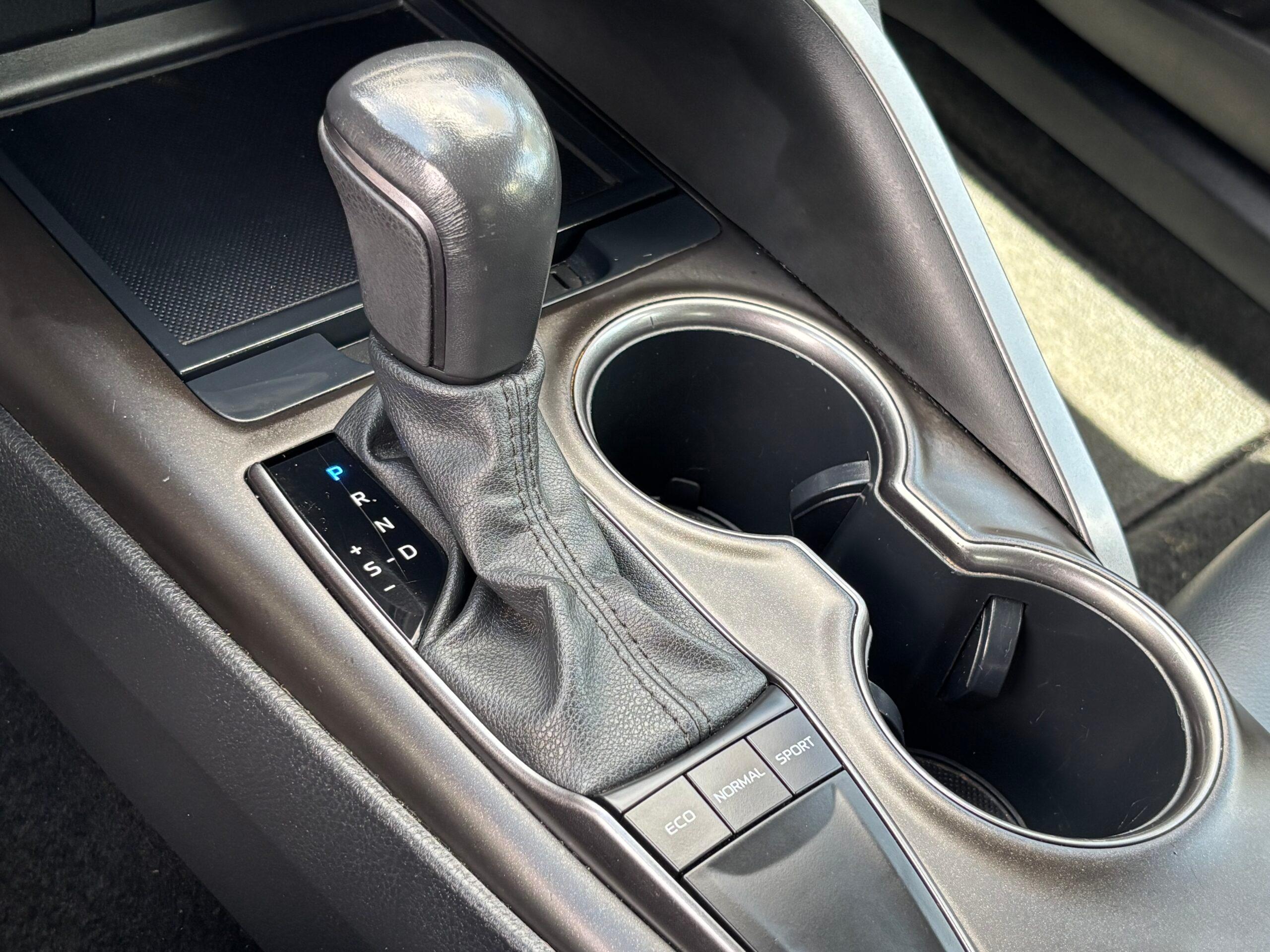 Toyota Camry Se | Se Nightshade Edition | Se Nightshade Edition Hybrid - Thumbnail 2