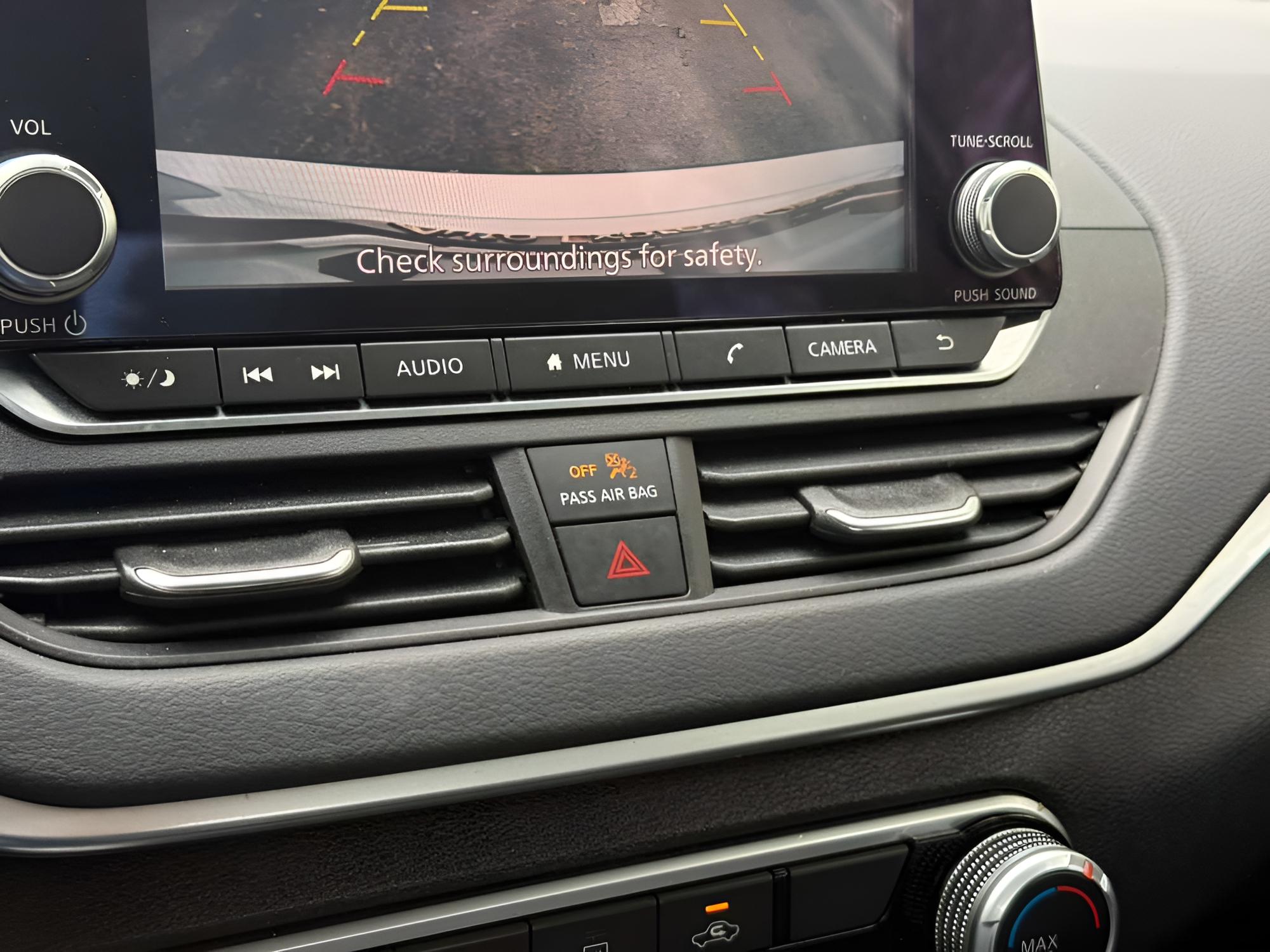 Nissan Altima Sv Intelligent Awd - Thumbnail 15