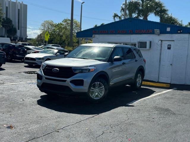 Ford Explorer - View 1