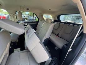 Ford Explorer - Thumbnail 12