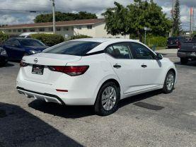 Nissan Sentra - Thumbnail 7