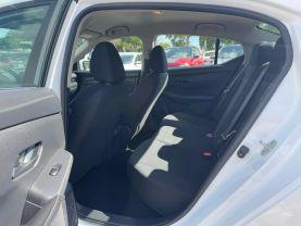 Nissan Sentra - Thumbnail 11