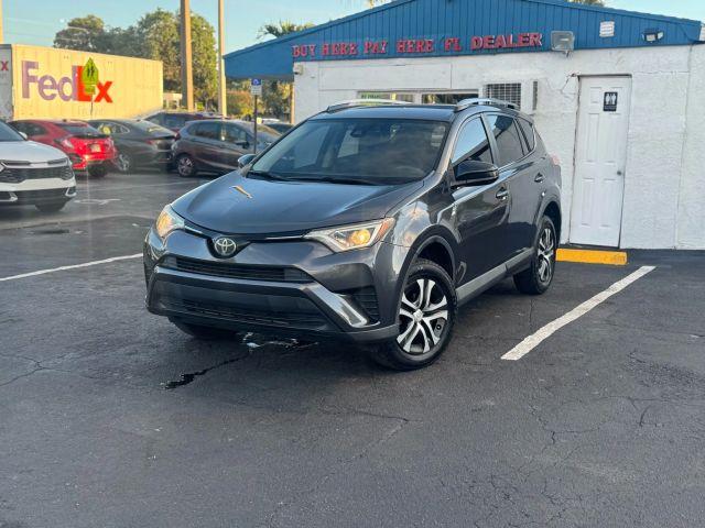 Toyota Rav4 - View 1