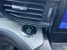 Ford Explorer - Thumbnail 18