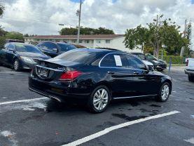 Mercedes-Benz C-Class - Thumbnail 7