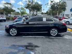 Mercedes-Benz C-Class - Thumbnail 9