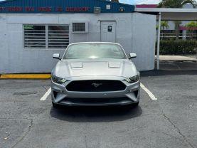 Ford Mustang - Thumbnail 3