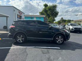 Toyota Rav4 - Thumbnail 8