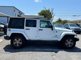 Jeep Wrangler - Thumbnail 8