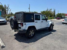 Jeep Wrangler - Thumbnail 7