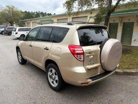 Toyota Rav4 - Thumbnail 5