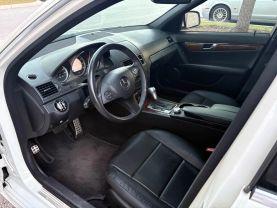 Mercedes-Benz C-Class - Thumbnail 16