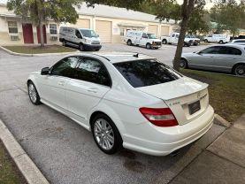 Mercedes-Benz C-Class - Thumbnail 14