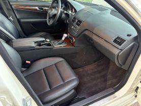 Mercedes-Benz C-Class - Thumbnail 18