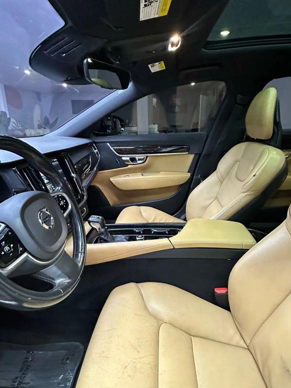 Volvo S90 - Thumbnail 19