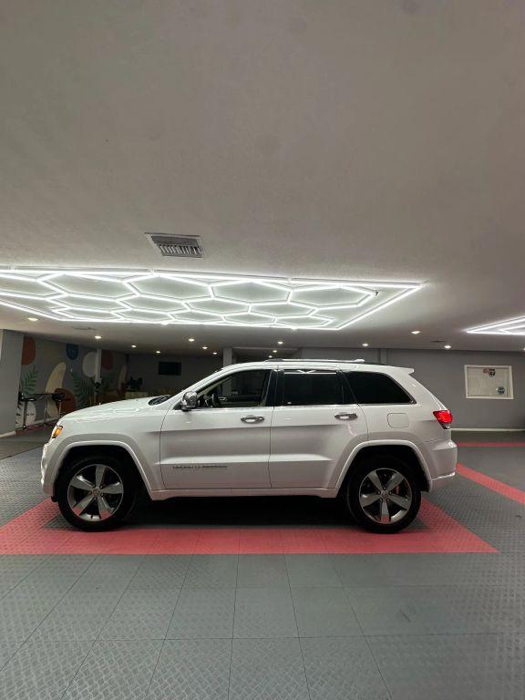 Jeep Grand Cherokee - Thumbnail 9