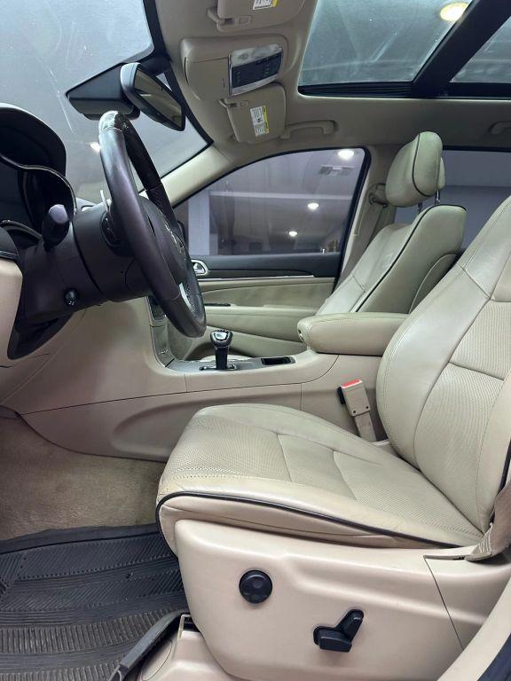 Jeep Grand Cherokee - Thumbnail 16