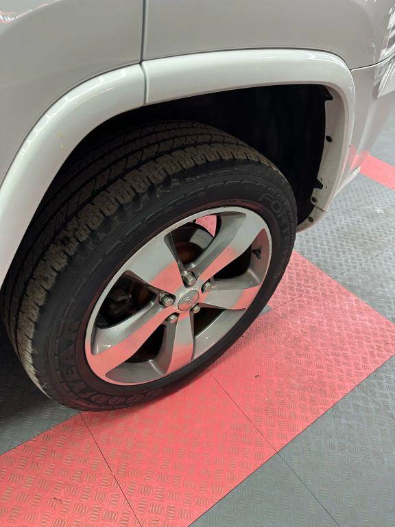 Jeep Grand Cherokee - Thumbnail 3