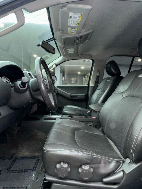 Nissan Xterra - Thumbnail 17