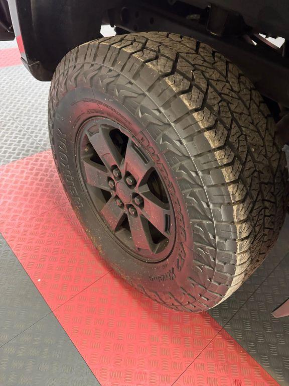 Chevrolet Colorado Crew Cab - Thumbnail 5