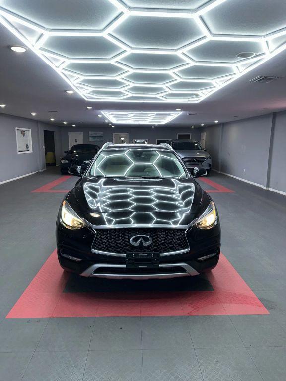 Infiniti Qx30 - Thumbnail 14