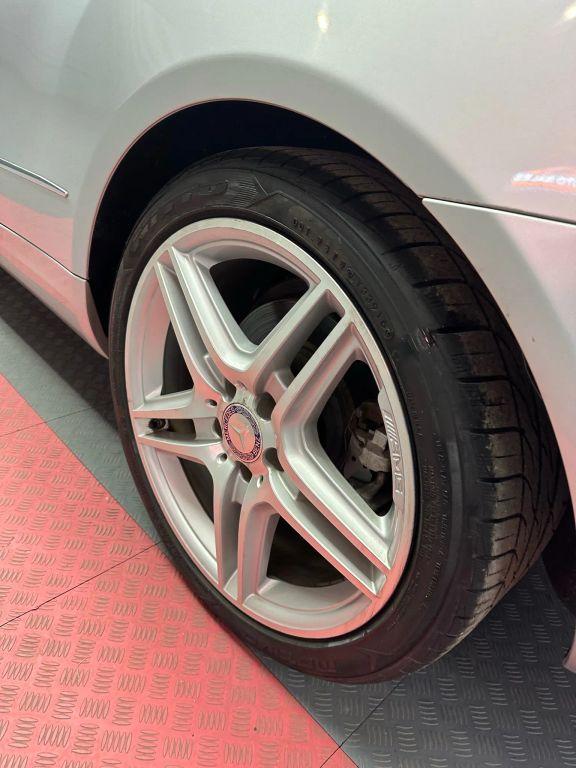 Mercedes-Benz E-Class - Thumbnail 6