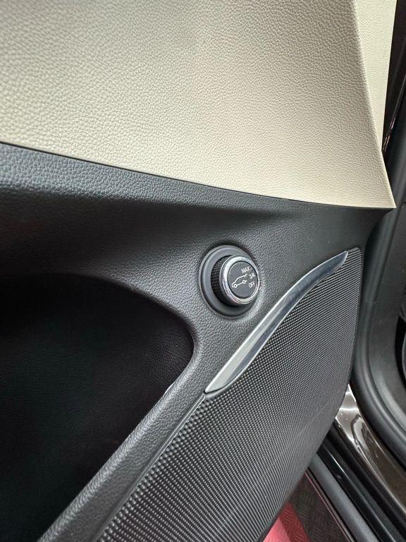 Buick Enclave - Thumbnail 17