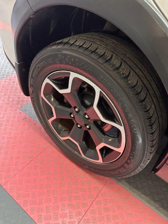 Subaru Xv Crosstrek - Thumbnail 5