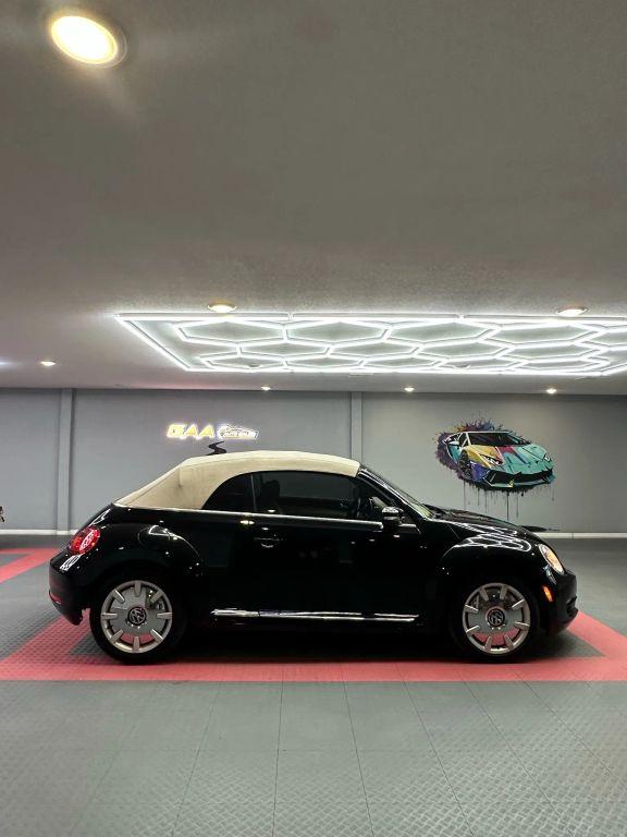 Volkswagen Beetle - Thumbnail 13