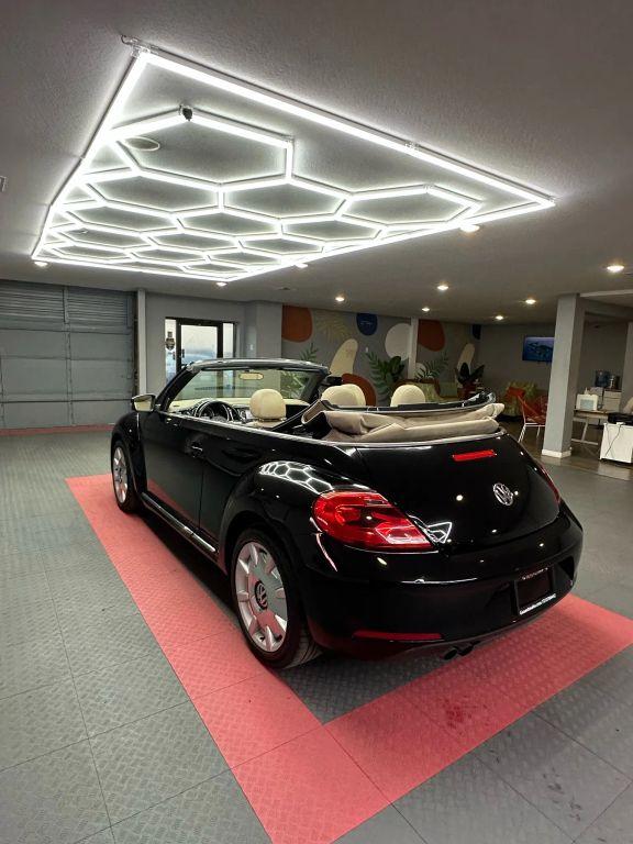 Volkswagen Beetle - Thumbnail 18