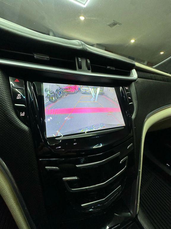 Cadillac Xts - Thumbnail 20