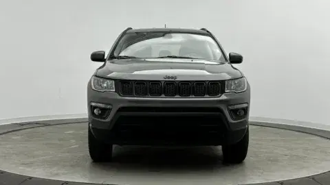 Jeep Compass Upland Edition - Thumbnail 3