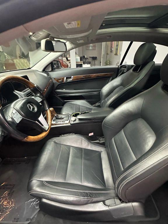 Mercedes-Benz E-Class - Thumbnail 19