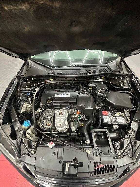 Honda Accord - Thumbnail 2