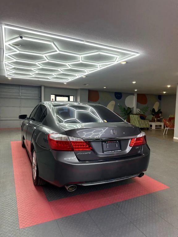 Honda Accord - Thumbnail 10