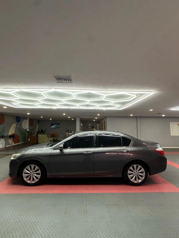 Honda Accord - Thumbnail 9