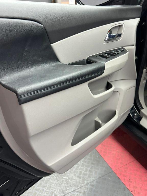 Honda Odyssey - Thumbnail 14