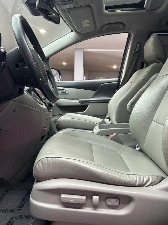 Honda Odyssey - Thumbnail 15