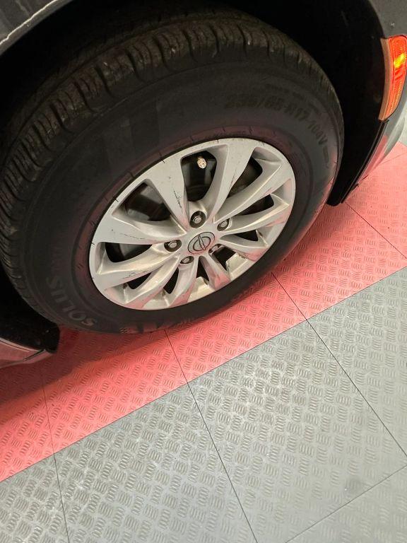 Chrysler Pacifica - Thumbnail 6